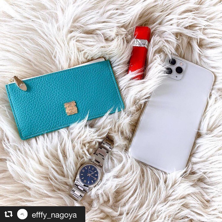 #repost @efffy_nagoya via @PhotoAroundApp #Repost @efffy_official with @get_repost・・・.【efffy】STANDARD COLLECTION 〈コイン&カードケース〉TK1-85 ¥4,000＋TAX発色が良く柔らかい、イタリア製シュリンク牛革を使用◎コインとカードが収納でき小さめのバッグにオススメ♪#エフィー #efffy #革小物 #革トート #ItalianMaterial #ITALY製シュリンク牛革 #春夏新作バッグ#春夏コーデ#春夏大人バッグ#春夏トートeバッグ #コンビカラーバッグ#バイカラーリュック#オトナのリュック#フリンジバッグ#ショルダーバッグ#ハンドバッグ　#コインケース #カードケース #コンパクト財布