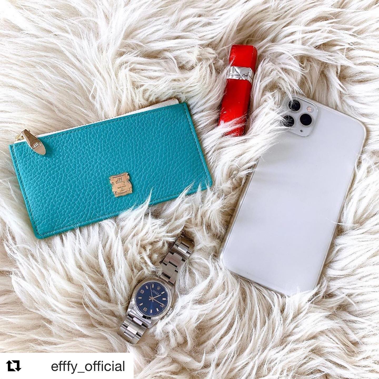 #Repost @efffy_official with @get_repost・・・.【efffy】STANDARD COLLECTION 〈コイン&カードケース〉TK1-85 ¥4,000＋TAX発色が良く柔らかい、イタリア製シュリンク牛革を使用◎コインとカードが収納でき小さめのバッグにオススメ♪#エフィー #efffy #革小物 #革トート #ItalianMaterial #ITALY製シュリンク牛革 #春夏新作バッグ#春夏コーデ#春夏大人バッグ#春夏トートeバッグ #コンビカラーバッグ#バイカラーリュック#オトナのリュック#フリンジバッグ#ショルダーバッグ#ハンドバッグ　#コインケース #カードケース #コンパクト財布
