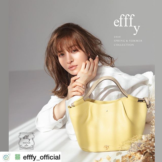 . .efffy 2020 Spring ＆ Summer Collection catalog .春夏のバッグはどうする！？各店舗で新しいカタログを配布中です。ショップでお待ちしています。.#efffy#エフィー#革小物#革トート#ItalianMaterial#カラフル小物#ITALY製シュリンク牛革#春夏新作バッグ#春夏コーデ#春夏大人バッグ#春夏トートバッグ#コンビカラーバッグ#バイカラーリュック#オトナのリュック#野崎萌香