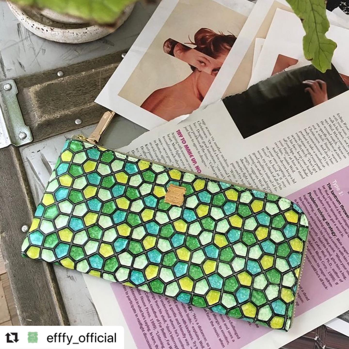 #Repost @efffy_official with @make_repost・・・【efffy】 ..〈L字ファスナーロングウォレット〉IN3-021 ¥13,500＋TAX素材:イタリア製エンボス加工牛革 ..〈L字ファスナーロングウォレット〉IN3-12 ¥13,000＋TAX素材:イタリア製エンボス加工エナメル牛革6/20は天赦日と一粒万倍日が重なる2020年では2回しか訪れない貴重な開運日！お財布の新調には最高な開運日となっていますefffyオススメはこちらのイタリア製牛革を使用したカラフルな長財布♪この機会にお財布を新しくしてみては如何でしょうか？#エフィー #efffy #革小物 #革トート #革財布 #ミニ財布 #ItalianMaterial #ITALY製シュリンク牛革 #春夏新作バッグ#春夏コーデ#春夏大人バッグ#春夏トートeバッグ #コンビカラーバッグ#バイカラーリュック#オトナのリュック#フリンジバッグ#ショルダーバッグ#ハンドバッグ　#天赦日 #一粒万倍日 #開運 #金運アップ